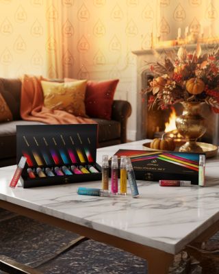 Nu știi care parfum ți se potrivește cel mai bine? În setul nostru Discovery vei găsi 8 mostre (2 ml) care îți vor...