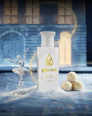 Lăsați-vă purtați de atmosfera sărbătorilor, unde contrastul dintre frumusețea înghețată și parfumul plin de căldură...